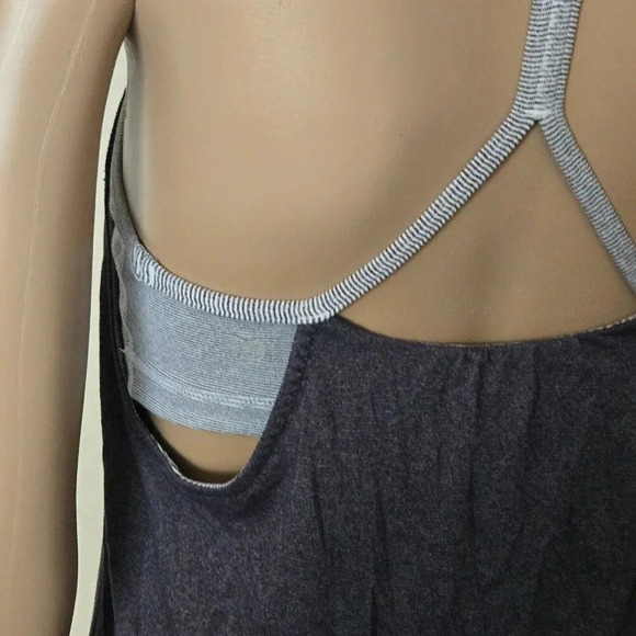 Lululemon Let It Loose multicolor tank Built in Bra Women’s Size 4 - Picture 4 of 5